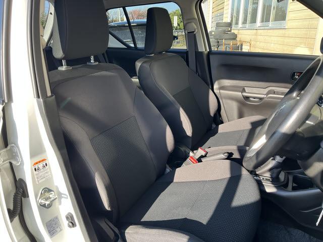 イグニス ハイブリッドＭＧ　ハイブリッド　レーダーブレーキ　社外メモリーナビ　バックカメラ　シートビーター　ＥＴＣ　アイドリングストップ　ステアリングスイッチ　横滑り防止（7枚目）