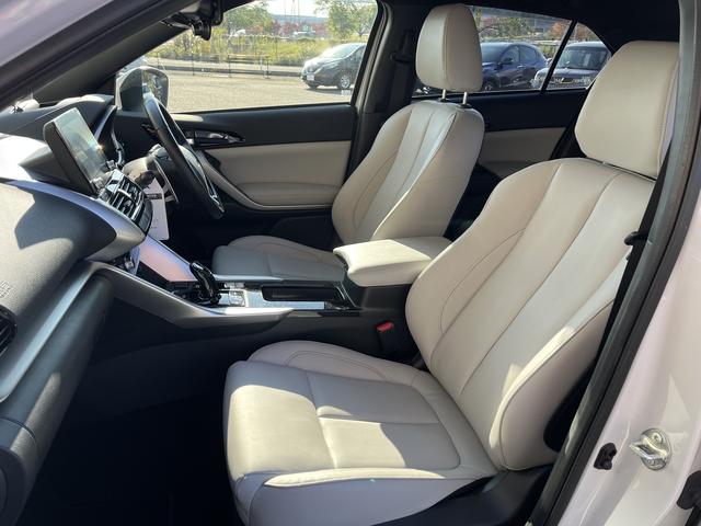 エクリプスクロスPHEV P レーダーブレーキシステム 純正メモリーナビ フルセグTV バックカメラ Bluetooth アイドリングストップ シートヒーター ステアリングヒーター 前後ドライブレコーダー 純正アルミホイール(9枚目)