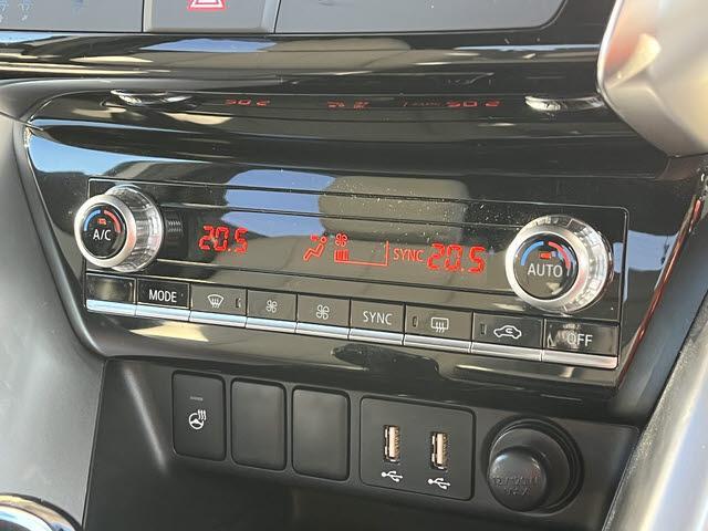 エクリプスクロスPHEV P レーダーブレーキシステム 純正メモリーナビ フルセグTV バックカメラ Bluetooth アイドリングストップ シートヒーター ステアリングヒーター 前後ドライブレコーダー 純正アルミホイール(16枚目)