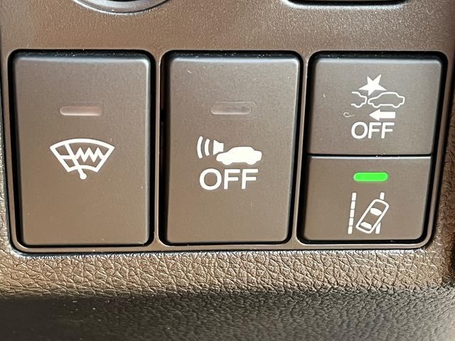 ヴェゼル ハイブリッドＺ・ホンダセンシング　ホンダセンシング　純正ＳＤナビ　フルセグＴＶ　バックカメラ　Ｂｌｕｅｔｏｏｔｈ　純正アルミホイール　キーフリー　クルーズコントロール　純正アルミホイール　ＬＥＤヘッドライト　シートヒーター（23枚目）