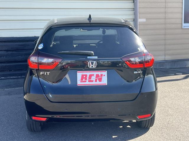 フィット ｅ：ＨＥＶネス　純正ＳＤナビ　フルセグＴＶ　バックカメラ　ホンダセンシング　Ｂｌｕｅｔｏｏｔｈ　アイドリングストップ　純正アルミホイール　ＬＥＤヘッドライト　クルーズコントロール（8枚目）