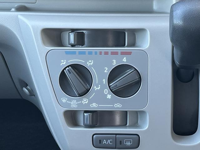 ミライース Ｘ　ＳＡＩＩＩ　スマートアシストＩＩＩ　純正ＣＤデッキ　オートハイビーム　アイドリングストップ　横滑り防止　ドライブレコーダー　ＬＥＤヘッドライト　キーレス　純正フロアマット（18枚目）