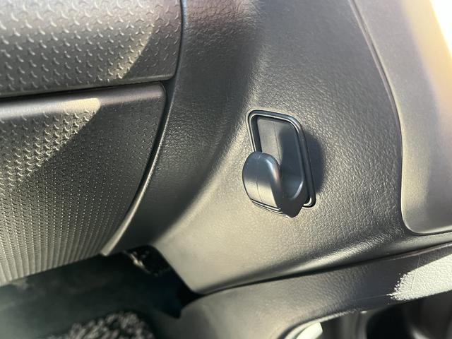 ハスラー Ｘ　レーダーブレーキ　純正メモリーナビ　フルセグＴＶ　アイドリングストップ　純正アルミホイール　シートヒーター　純正アルミホイール　ＨＩＤヘッドライト　プッシュスタート（33枚目）