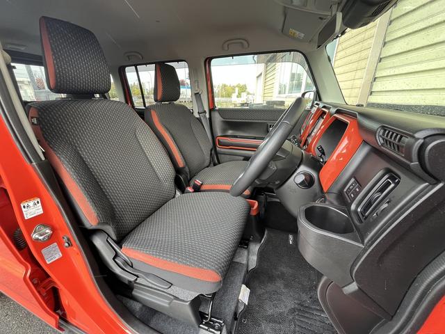 ハスラー ハイブリッドＸ　レーダーブレーキ　社外メモリーナビ　フルセグＴＶ　バックカメラ　アイドリングストップ　Ｂｌｕｅｔｏｏｔｈ　純正アルミホイール　ＨＩＤヘッドライト　オートライト　横滑り防止　ステアリングスイッチ（9枚目）