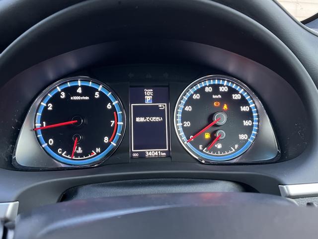 ハリアー プレミアム　純正メモリーナビ　フルセグＴＶ　バックカメラ　レーダーブレーキ　Ｂｌｕｅｔｏｏｔｈ　ドライブレコーダー　クルーズコントロール　パワーバックドア　ＬＥＤヘッドライト　革シート　パワーシート（17枚目）