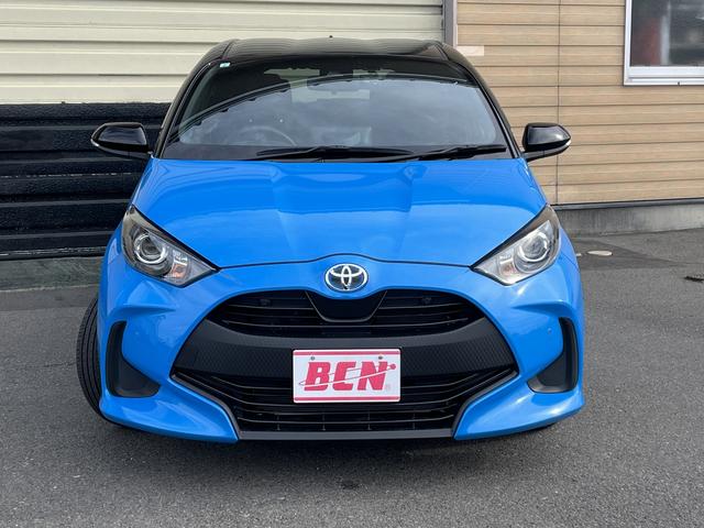 ヤリス ハイブリッドＧ　プリクラッシュセーフティ　純正メモリーナビ　フルセグＴＶ　バックカメラ　Ｂｌｕｅｔｏｏｔｈ　アイドリングストップ　シートヒーター　ＬＥＤヘッドライト　クルーズコントロール　ＥＴＣ（3枚目）