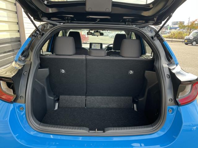 ヤリス ハイブリッドＧ　プリクラッシュセーフティ　純正メモリーナビ　フルセグＴＶ　バックカメラ　Ｂｌｕｅｔｏｏｔｈ　アイドリングストップ　シートヒーター　ＬＥＤヘッドライト　クルーズコントロール　ＥＴＣ（15枚目）