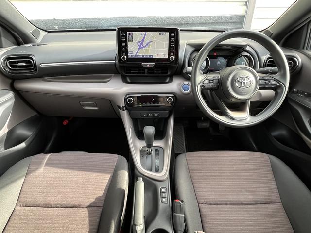 ヤリス ハイブリッドＧ　プリクラッシュセーフティ　純正メモリーナビ　フルセグＴＶ　バックカメラ　Ｂｌｕｅｔｏｏｔｈ　アイドリングストップ　シートヒーター　ＬＥＤヘッドライト　クルーズコントロール　ＥＴＣ（16枚目）