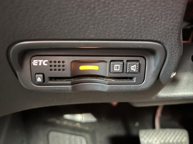 ヴェゼル ハイブリッドＺ・ホンダセンシング　ホンダセンシング　純正ＳＤナビ　フルセグＴＶ　バックカメラ　アイドリングストップ　ＬＥＤヘッドライト　純正アルミホイール　クルーズコントロール　シートヒーター　ＥＴＣ　シートヒーター（28枚目）