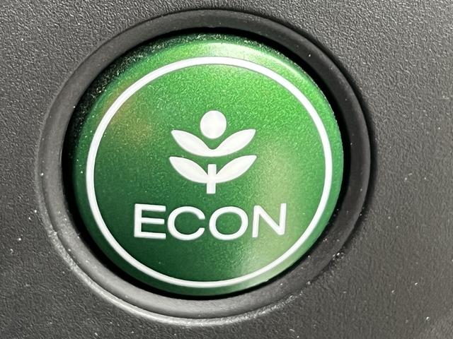 ヴェゼル ハイブリッドＺ・ホンダセンシング　ホンダセンシング　純正ＳＤナビ　フルセグＴＶ　バックカメラ　アイドリングストップ　ＬＥＤヘッドライト　純正アルミホイール　クルーズコントロール　シートヒーター　ＥＴＣ　シートヒーター（31枚目）