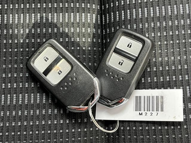 ヴェゼル ハイブリッドＺ・ホンダセンシング　ホンダセンシング　純正ＳＤナビ　フルセグＴＶ　バックカメラ　アイドリングストップ　ＬＥＤヘッドライト　純正アルミホイール　クルーズコントロール　シートヒーター　ＥＴＣ　シートヒーター（33枚目）