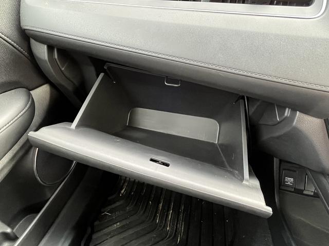 ヴェゼル ハイブリッドＺ・ホンダセンシング　ホンダセンシング　純正ＳＤナビ　フルセグＴＶ　バックカメラ　アイドリングストップ　ＬＥＤヘッドライト　純正アルミホイール　クルーズコントロール　シートヒーター　ＥＴＣ　シートヒーター（36枚目）