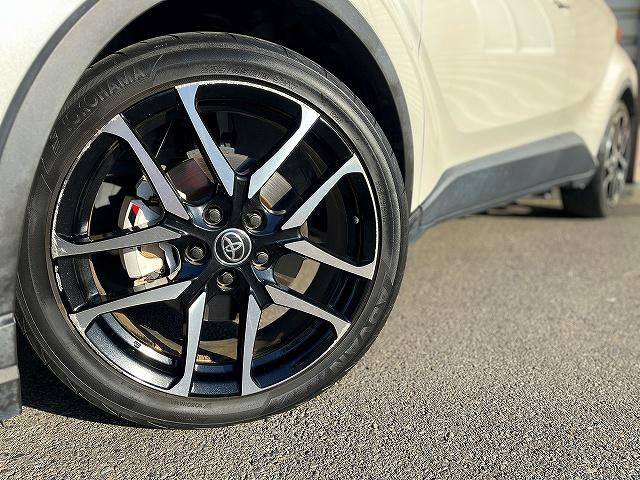 Ｃ－ＨＲ Ｓ　ＧＲスポーツ　セーフティーセンス　純正ＳＤナビ　フルセグＴＶ　バックカメラ　Ｂｌｕｅｔｏｏｔｈ　純正アルミホイール　ドライブレコーダー　シートヒーター　ＬＥＤヘッドライト　クルーズコントロール（33枚目）