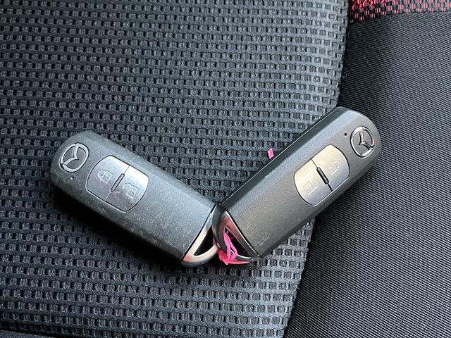 デミオ ＸＤツーリング　レーダーブレーキ　純正ＳＤナビ　フルセグＴＶ　バックカメラ　Ｂｌｕｅｔｏｏｔｈ　純正アルミホイール　クルーズコントロール　プッシュスタート　アイドリングストップ（37枚目）