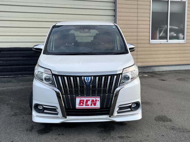 エスクァイア ハイブリッドＧｉ　ブラックテーラード　両側パワースライドドア　社外メッモリーナビ　フルセグＴＶ　バックカメラ　Ｂｌｕｅｔｏｏｔｈ　ＥＴＣ　シートヒーター　純正アルミホイール　クルーズコントロール　ＬＥＤヘッドライト　オートハイビーム（3枚目）