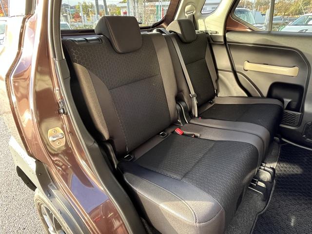 クロスビー ハイブリッドＭＺ　デュアルセンサーブレーキ　全方位モニター　社外メッモリーナビ　フルセグＴＶ　Ｂｌｕｅｔｏｏｔｈ　アイドリングストップ　純正アルミホイール　シートヒーター　パドルシフト　ステアリングスイッチ（10枚目）