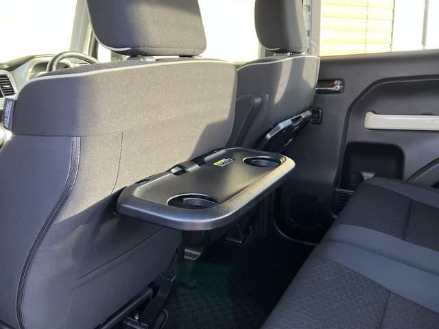 クロスビー ハイブリッドＭＺ　デュアルセンサーブレーキ　全方位モニター　社外メッモリーナビ　フルセグＴＶ　Ｂｌｕｅｔｏｏｔｈ　アイドリングストップ　純正アルミホイール　シートヒーター　パドルシフト　ステアリングスイッチ（13枚目）