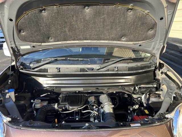 クロスビー ハイブリッドＭＺ　デュアルセンサーブレーキ　全方位モニター　社外メッモリーナビ　フルセグＴＶ　Ｂｌｕｅｔｏｏｔｈ　アイドリングストップ　純正アルミホイール　シートヒーター　パドルシフト　ステアリングスイッチ（38枚目）