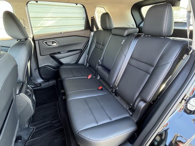 エクストレイル Ｇ　ｅ－４ＯＲＣＥ　プロパイロット　アラウンドビューモニター　純正メッモリーナビ　フルセグＴＶ　エマージェンシーブレーキ　パワーバックドア　クルーズコントロール　シートヒーター　ステアリングヒーター　純正アルミホイール（12枚目）