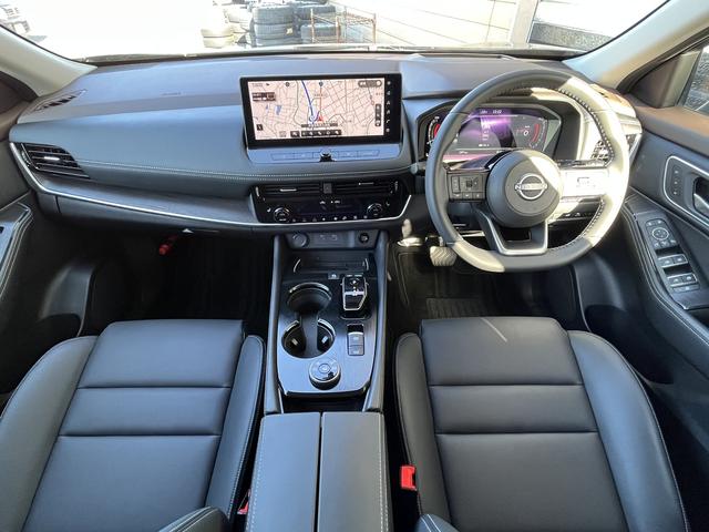 エクストレイル Ｇ　ｅ－４ＯＲＣＥ　プロパイロット　アラウンドビューモニター　純正メッモリーナビ　フルセグＴＶ　エマージェンシーブレーキ　パワーバックドア　クルーズコントロール　シートヒーター　ステアリングヒーター　純正アルミホイール（16枚目）