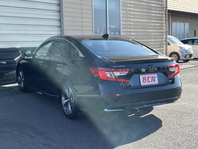 アコード EX ホンダセンシング 純正メモリーナビ フルセグTV バックカメラ モデューロエアロ 純正アルミホイール レザーシート パワーシート シートヒーター サンルーフ クルーズコントロール(10枚目)