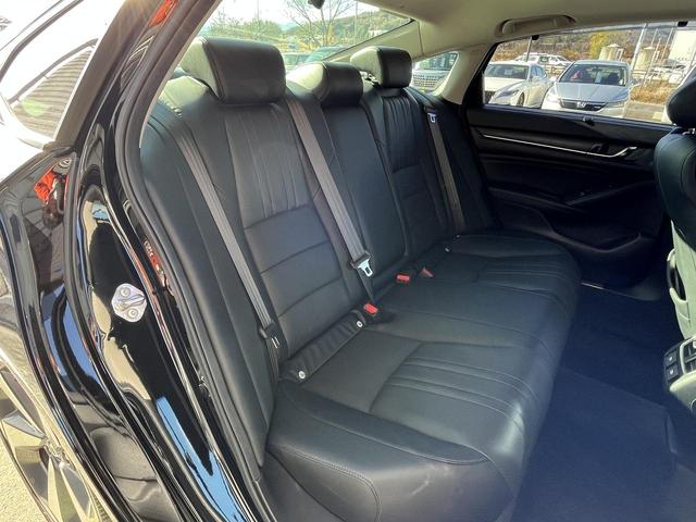 アコード EX ホンダセンシング 純正メモリーナビ フルセグTV バックカメラ モデューロエアロ 純正アルミホイール レザーシート パワーシート シートヒーター サンルーフ クルーズコントロール(13枚目)