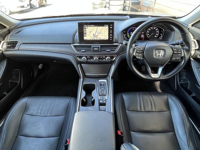 アコード EX ホンダセンシング 純正メモリーナビ フルセグTV バックカメラ モデューロエアロ 純正アルミホイール レザーシート パワーシート シートヒーター サンルーフ クルーズコントロール(19枚目)