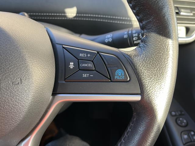 セレナ ハイウェイスター VセレクションII プロパイロット アラウンドビューモニター 純正SDナビ フルセグTV ドライブレコーダー Bluetooth アイドリングストップ 両側パワースライドドア 純正アルミホイール クルーズコントロール(31枚目)