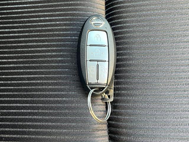 セレナ ハイウェイスター VセレクションII プロパイロット アラウンドビューモニター 純正SDナビ フルセグTV ドライブレコーダー Bluetooth アイドリングストップ 両側パワースライドドア 純正アルミホイール クルーズコントロール(33枚目)