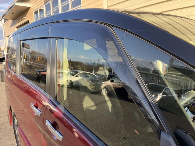 セレナ ハイウェイスター VセレクションII プロパイロット アラウンドビューモニター 純正SDナビ フルセグTV ドライブレコーダー Bluetooth アイドリングストップ 両側パワースライドドア 純正アルミホイール クルーズコントロール(39枚目)