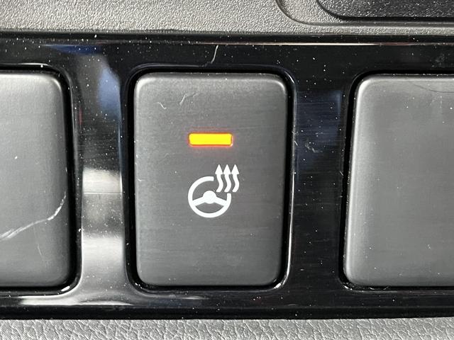 アウトランダーＰＨＥＶ Ｇ　レーダーブレーキ　純正ＳＤナビ　フルセグＴＶ　バックカメラ　ドライブレコーダー　純正アルミホイール　ＬＥＤヘッドライト　クルーズコントロール　ハンドルヒーター　シートヒーター　パドルシフト（28枚目）