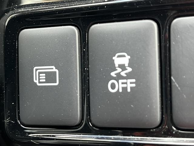 アウトランダーＰＨＥＶ Ｇ　レーダーブレーキ　純正ＳＤナビ　フルセグＴＶ　バックカメラ　ドライブレコーダー　純正アルミホイール　ＬＥＤヘッドライト　クルーズコントロール　ハンドルヒーター　シートヒーター　パドルシフト（29枚目）