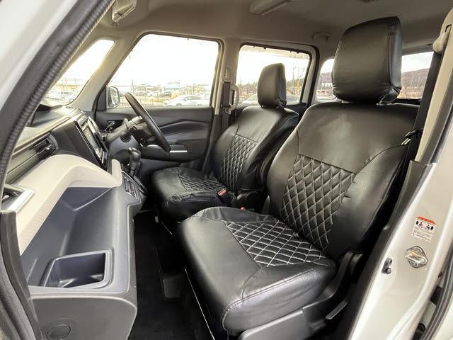 デリカＤ：２ ハイブリッドＭＺ　全方位カメラパッケージ　イーアシスト　全方位モニター　社外メモリーナビ　フルセグＴＶ　ドライブレコーダー　両側パワースライドドア　純正アルミホイール　ＥＴＣ　アイドリングストップ　シートヒーター（13枚目）