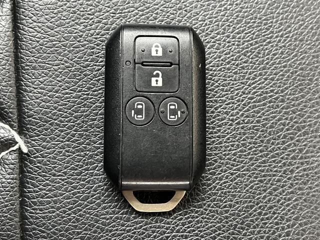 デリカＤ：２ ハイブリッドＭＺ　全方位カメラパッケージ　イーアシスト　全方位モニター　社外メモリーナビ　フルセグＴＶ　ドライブレコーダー　両側パワースライドドア　純正アルミホイール　ＥＴＣ　アイドリングストップ　シートヒーター（34枚目）