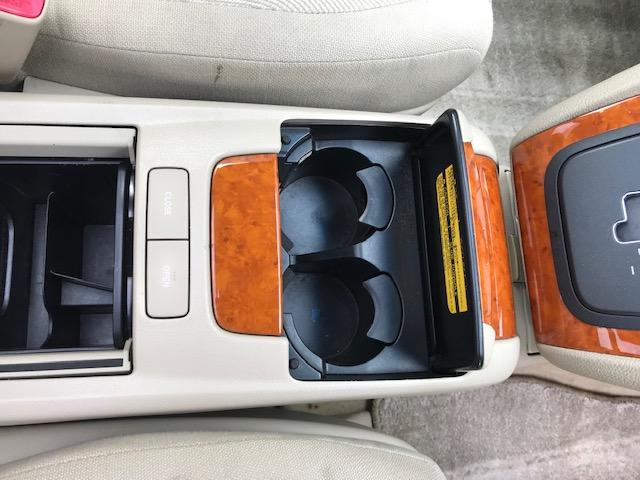 240G Lパッケージ 4WD サンルーフ 社外SDナビ付き(14枚目)