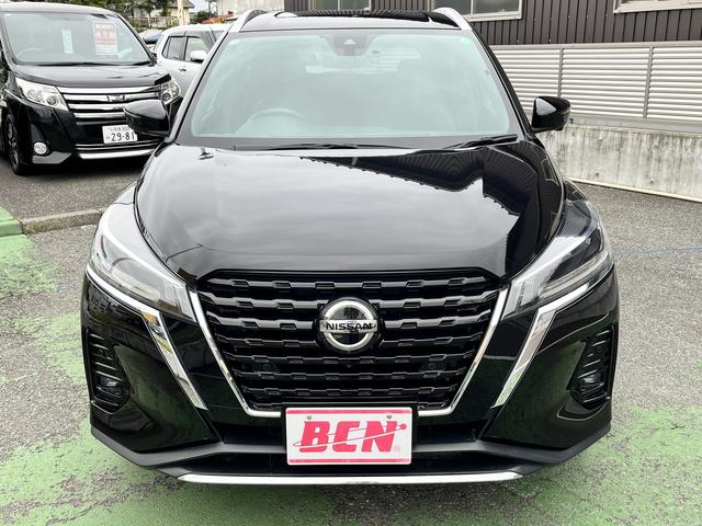 キックス Ｘ　ＤＶＤ再生可☆Ｗシートヒーター☆プロパイロット☆横滑り防止☆アラウンドビューモニター☆電子パーキングブレーキ☆エマージェンシーブレーキ☆駐車支援☆ＬＥＤヘッドライト☆オートライト☆ハーフレザー調シート（3枚目）