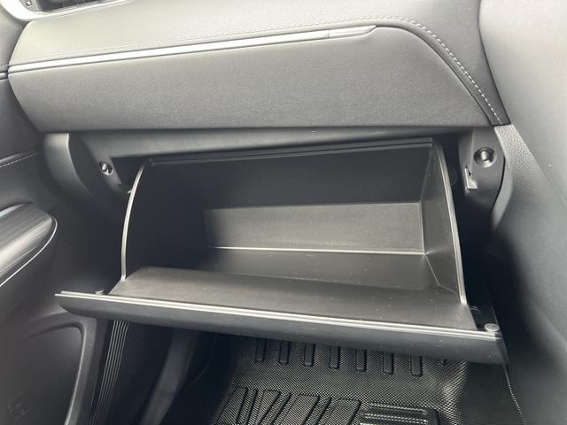 ハリアーハイブリッド Z 純正メモリーナビ☆ETC2.0☆フルセグTV☆LEDヘッドライト☆アラウンドビューモニター☆車線逸脱警報☆前後ドラレコ☆ハーフレザー調シート☆プリクラッシュセーフティ☆D席パワーシート☆(28枚目)