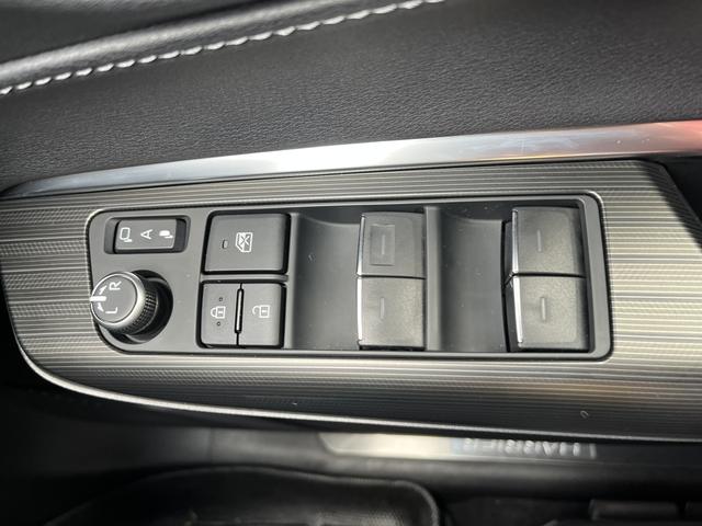 ハリアーハイブリッド Z 純正メモリーナビ☆ETC2.0☆フルセグTV☆LEDヘッドライト☆アラウンドビューモニター☆車線逸脱警報☆前後ドラレコ☆ハーフレザー調シート☆プリクラッシュセーフティ☆D席パワーシート☆(29枚目)