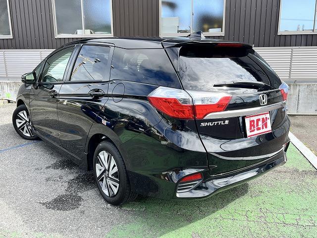 シャトル ハイブリッドX 純正SDナビ☆DVD再生可☆Bluetoothオーディオ☆バックカメラ☆パドルシフト☆LEDヘッドライト☆オートライト☆横滑り防止☆シティブレーキ☆ハーフレザー調シート☆ISOFIX対応☆(7枚目)