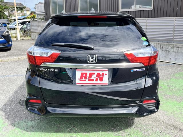 シャトル ハイブリッドX 純正SDナビ☆DVD再生可☆Bluetoothオーディオ☆バックカメラ☆パドルシフト☆LEDヘッドライト☆オートライト☆横滑り防止☆シティブレーキ☆ハーフレザー調シート☆ISOFIX対応☆(8枚目)