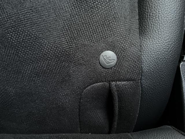 シャトル ハイブリッドX 純正SDナビ☆DVD再生可☆Bluetoothオーディオ☆バックカメラ☆パドルシフト☆LEDヘッドライト☆オートライト☆横滑り防止☆シティブレーキ☆ハーフレザー調シート☆ISOFIX対応☆(14枚目)