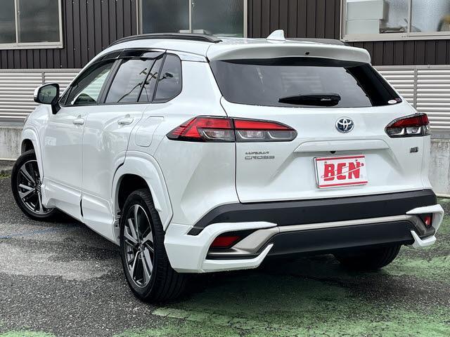 カローラクロス ハイブリッド Z DVD再生可☆ETC2.0☆プリクラッシュセーフティ☆フルセグTV☆パーキングセンサー☆車線逸脱警報☆LEDヘッドライト☆Wシートヒーター☆D席パワーシート☆オートハイビーム☆ハーフレザー調シート☆(7枚目)