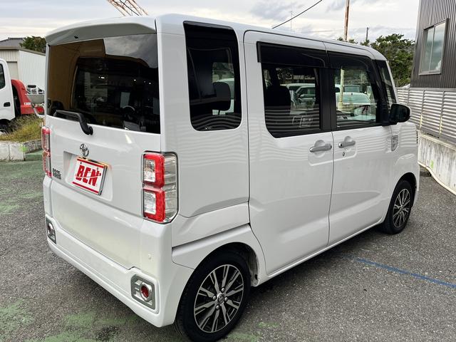 TOYOTA PIXIS MEGA G TURBO SA III
