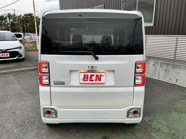 TOYOTA PIXIS MEGA G TURBO SA III