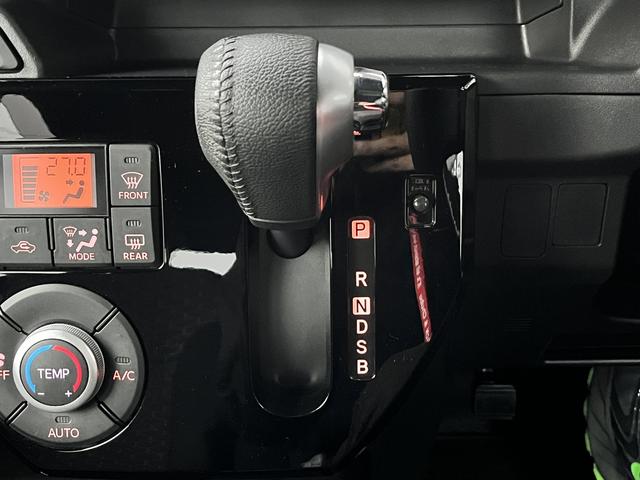 TOYOTA PIXIS MEGA G TURBO SA III