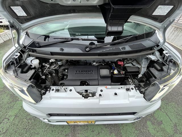 TOYOTA PIXIS MEGA G TURBO SA III