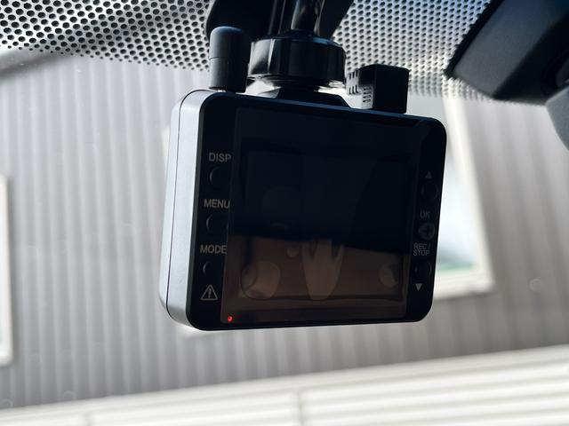 ご好評につき、お得なパック販売を継続中♪全国保証・定期点検・次回車検の基本料金・登録費用・車庫証明・希望ナンバー・ロードサービス等♪大切なおクルマを末永くお乗り頂けます♪（遠隔地を除く）