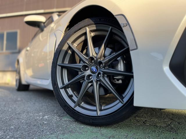 サービス工場完備でアフターも安心♪　資格を持った優秀なメカニックがまごころ込めて整備致します！！安心してカーライフをお楽しみ下さい♪　車検も安い！！安心♪のＢＣＮいわきにお任せ下さい！！