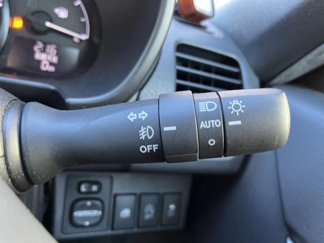 コペン ローブ　純正メモリーナビ☆バックカメラ☆Ｂｌｕｅｔｏｏｔｈオーディオ☆フルセグＴＶ☆ＤＶＤ再生可☆アイドリングストップ☆横滑り防止☆プッシュスタート☆ＬＥＤヘッドライト☆オートライト☆フォグランプ☆（27枚目）