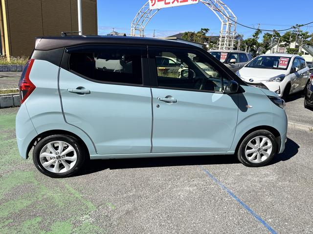 デイズ Ｘ　エマージェンシーブレーキ☆純正ＣＤデッキ☆アイドリングストップ☆ＬＥＤヘッドライト☆車線逸脱警報☆バックカメラ☆ふらつき警報☆タイヤアングルガイド☆センターテーブル☆ＵＳＢポート☆ＩＳＯＦＩＸ対応☆（4枚目）